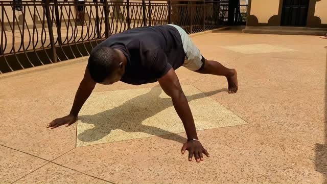 Bodyweight push-up workout outdoors in Nairobi